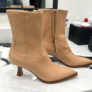 Dolce Vita ARYA color Tan Stella